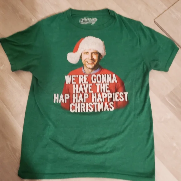 **FREE with any purchase!**"National Lampoon's Christmas Vacation" Tee - Picture 1 of 3